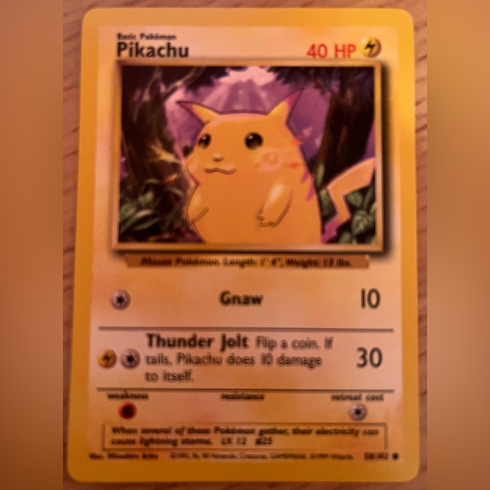 Pikachu & Raichu Pokémon cards!